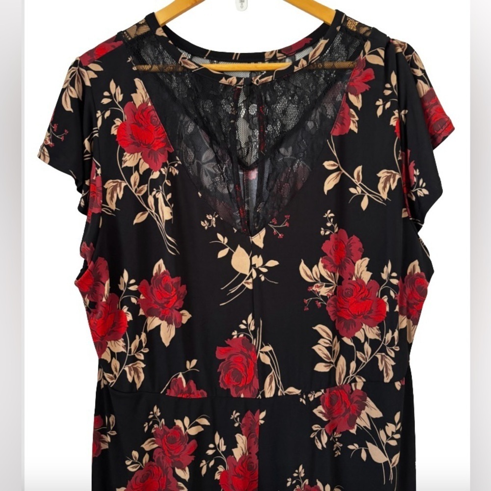 torrid Whimsigoth blk lace & studio knit floral fluttr slv assym midi drss SZ 3 - Picture 9 of 10